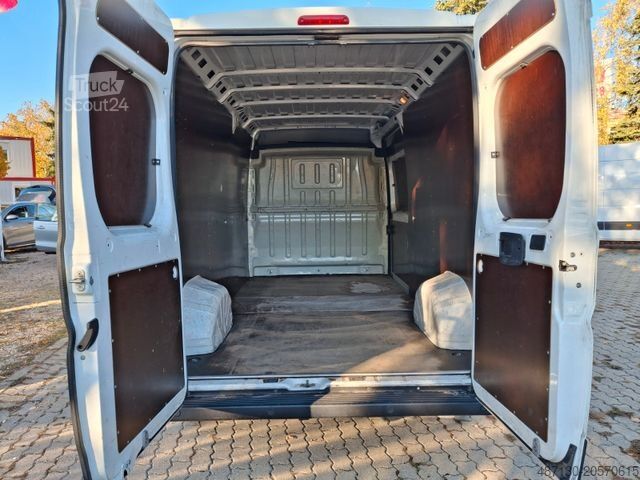 Панелен ван CITROEN Jumper 35 L3H2 Club BlueHDi 140