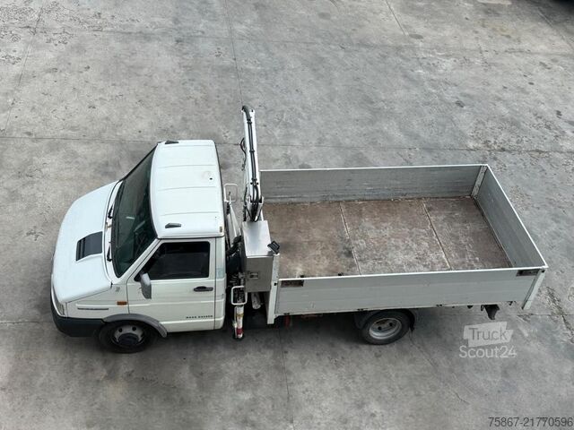 Camión de plataforma IVECO TURBO DAILY 35-10