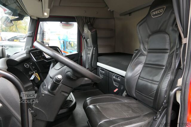 Vakio vetoauto Iveco S-WAY