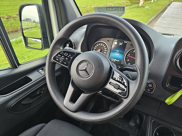 Camioneta familiar de techo alto MERCEDES-BENZ SPRINTER 317 L3H3 LED Navi!