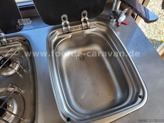 Karavan BÜRSTNER Premio 490 TS Queensbett - Nr. 11 (4)