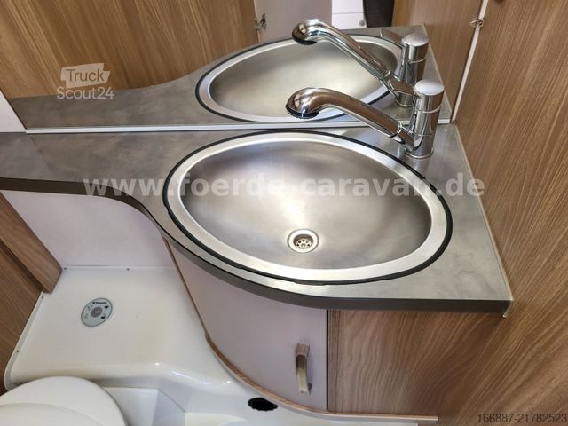 Karavan BÜRSTNER Premio 490 TS Queensbett - Nr. 11  (4)