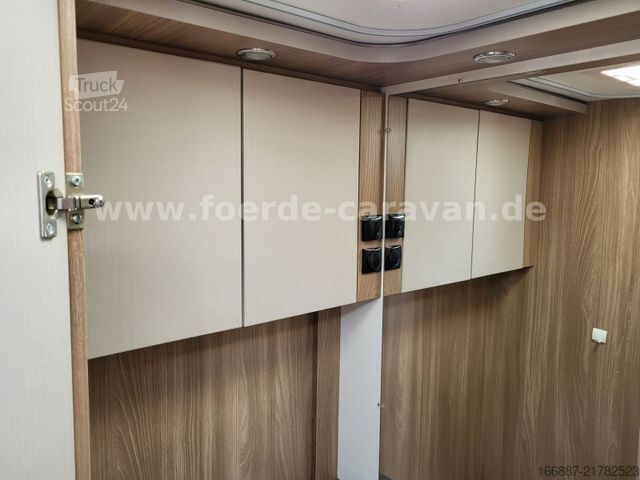 Karavan BÜRSTNER Premio 490 TS Queensbett - Nr. 11  (4)