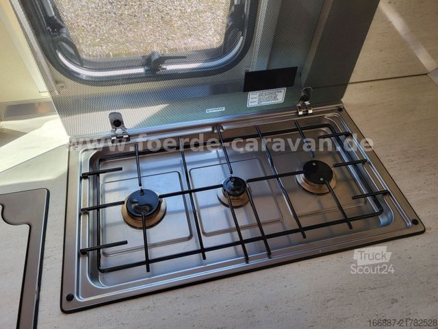 Caravana BÜRSTNER Averso Top 545 TS Queensbett Nr. 17 (5)