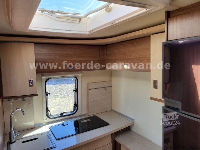 Caravana BÜRSTNER Averso Top 545 TS Queensbett Nr. 17  (5)