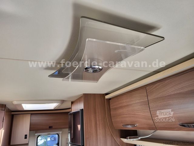 Caravana BÜRSTNER Averso Top 545 TS Queensbett Nr. 17 (5)