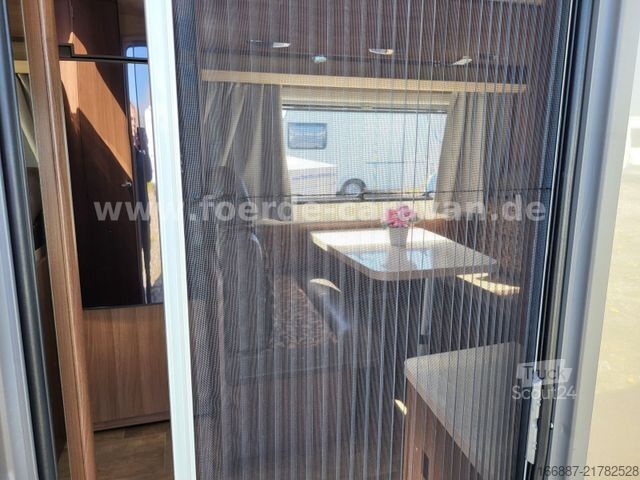 Caravana BÜRSTNER Averso Top 545 TS Queensbett Nr. 17 (5)