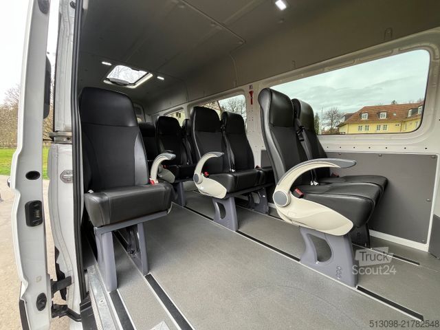 Minibus VOLKSWAGEN CRAFTER 17 SITZER ACC LANE ASSIST