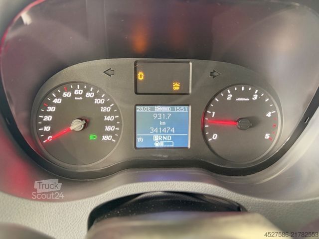 Požiarnické auto MERCEDES-BENZ Sprinter III 516 RTW/KTW KOFFER*RETTUNGSFAHRZEUG