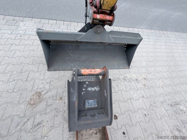 Mini excavator KOMATSU PC26 MR-3 + Löffel Packet  / TOP