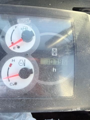 Mini excavator KOMATSU PC26 MR-3 + Löffel Packet  / TOP