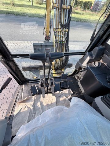 Mini ekskavatör KOMATSU PC26 MR-3 + Löffel Packet / TOP