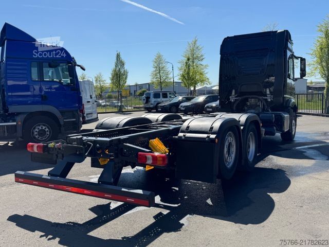 Châssis de camion MERCEDES-BENZ ACTROS 2546  / LENKACHSE / RADSTAND 5,2 m / PTO