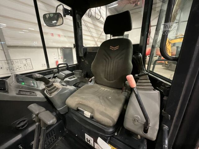  Yanmar Vio 33-6