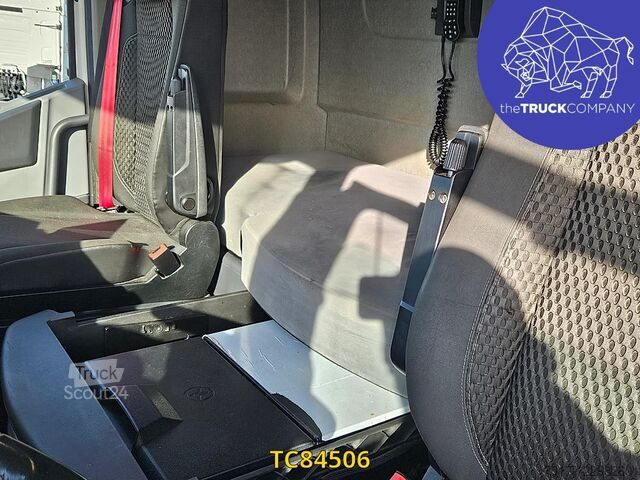  Renault T 520