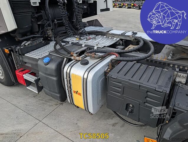 Renault T 520
