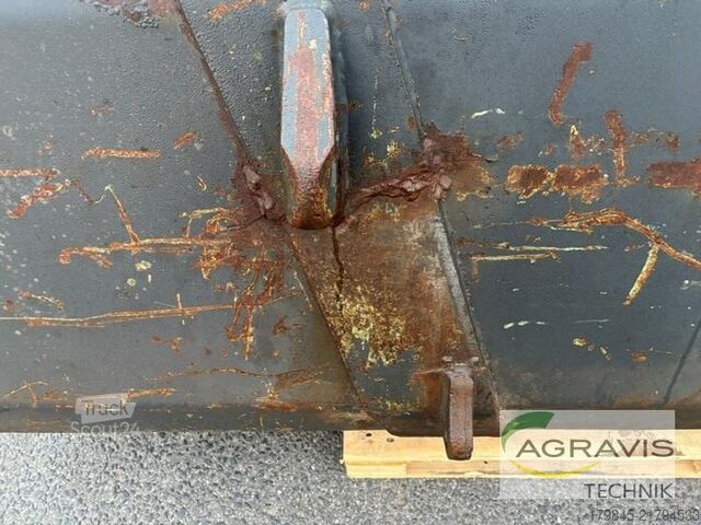 Traktor Stoll ROBUST U 2,20 M