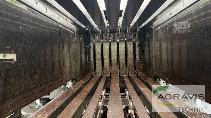 Siena prese (lauksaimniecība) Claas QUADRANT 5300 FC T