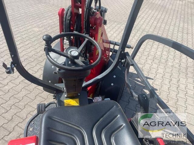 Pala cargadora Schäffer 2028-2