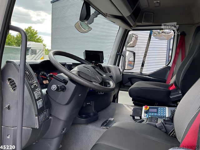 Машина для збору сміття Renault D 26 WIDE Euro 6 Geesink Norba MF 300 21m³