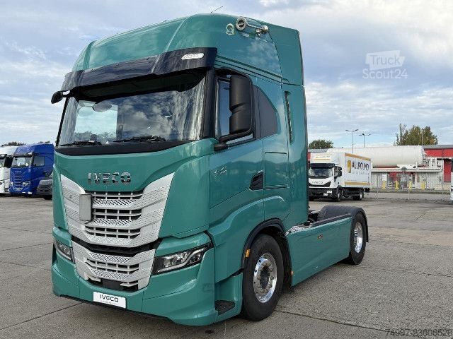 Standarta vilcējs IVECO AS440S53T/P / Intarder / Kipphydraulik