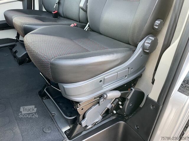 Korotettu pakettiauto PEUGEOT Boxer 335 KA L2H2/ 96kw/ AC/ RFK/ E-Paket/ AHK