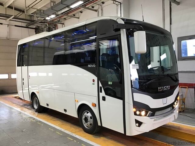 Autocarro interurbano ISUZU NOVO
