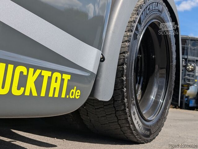 Objemový tahač MAN TGX 18.520 LL SA Voll-Ausstattung, Hub-Kupplung