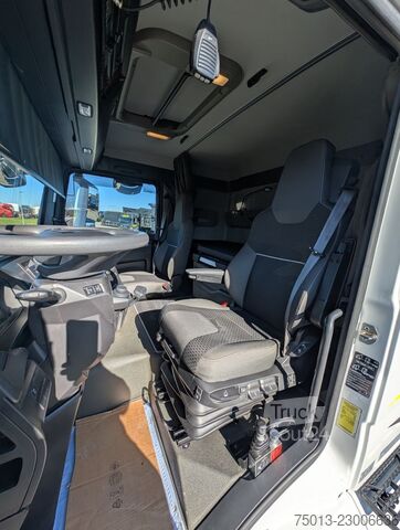 Camion-benne tricar MAN TGS 35.520 8x4, 1 Liege, MEILLER Bordmatic,MIETE