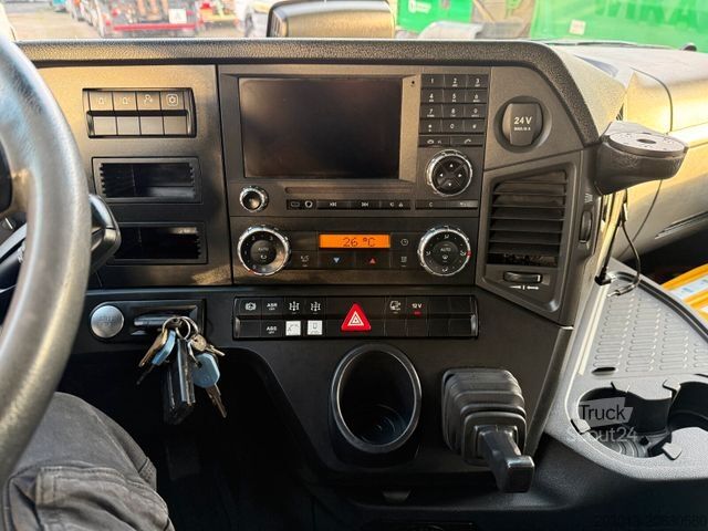 Betonpumpebil MERCEDES-BENZ AROCS 3251 8x4 Putzmeister BSF 46-5.16 HLS