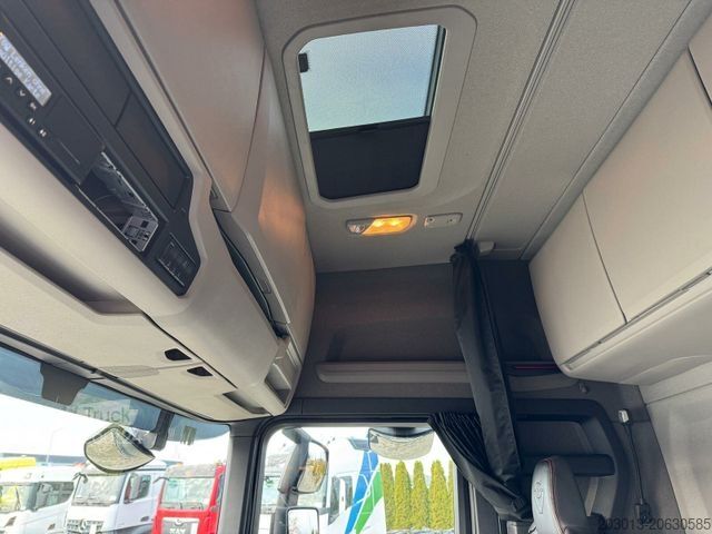 Haakarm vrachtwagen SCANIA 770S 6x2 Abrollkipper MEILLER RK 21.70