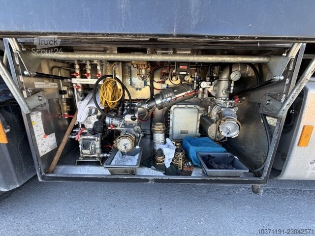 Cisternová súprava A1/A3 + cisternový príves 36 550 l Mercedes-Benz Actros 2546