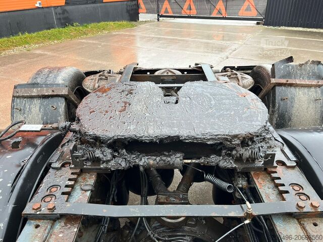 Standarta traktors Volvo FM 420 6x2