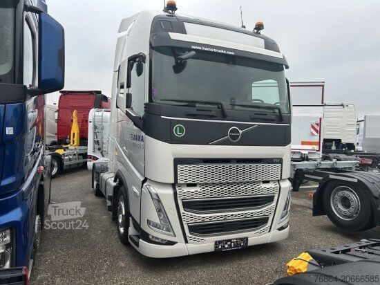 Nagy térfogatú nyergesvontató VOLVO FH 500 E6, LOW DECK ,  I-SHIFT,VEB