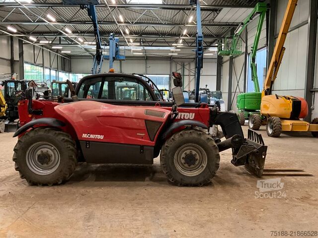 Teleskopiskais iekrāvējs Manitou MT 1135