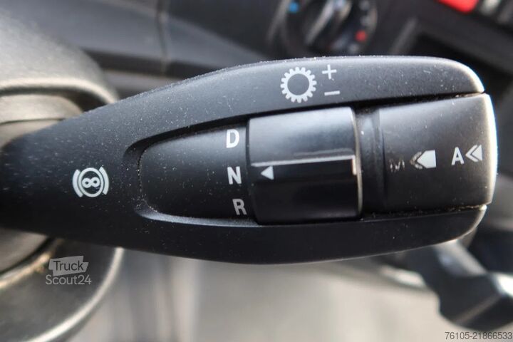 Koffer Mercedes-Benz Atego 1218 1218 L Bak+Klep Dhollandia 1500 kg