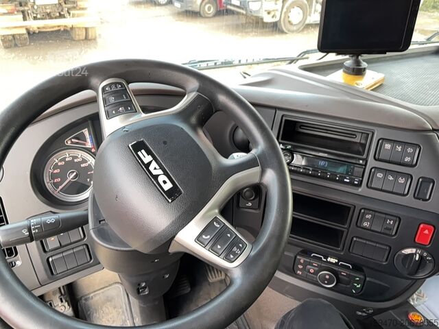 Zugmaschine DAF XF 530 FT