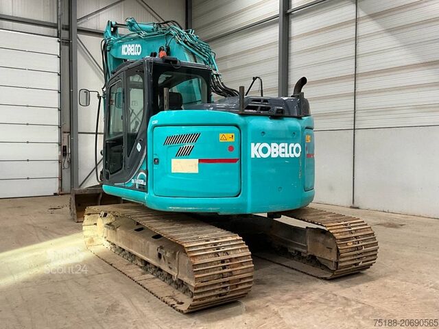 الحفارة الزاحفة Kobelco SK 140 SRLC-5