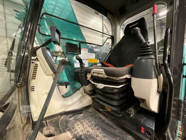 الحفارة الزاحفة Kobelco SK 140 SRLC-5