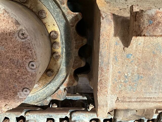 الحفارة الزاحفة Kobelco SK 140 SRLC-5