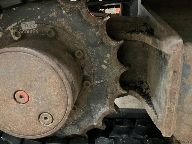 حفارة صغيرة Kubota KX 027-4