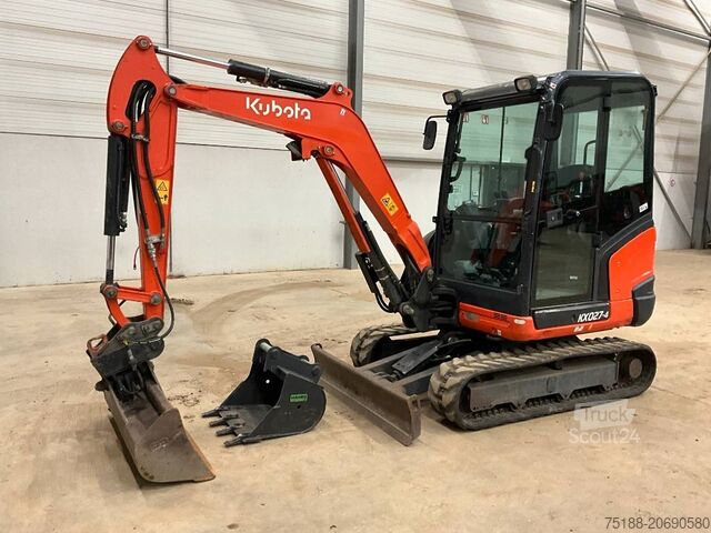 حفارة صغيرة Kubota KX 027-4 HI