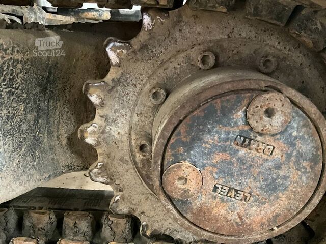 حفارة صغيرة Kubota U 17-3 A