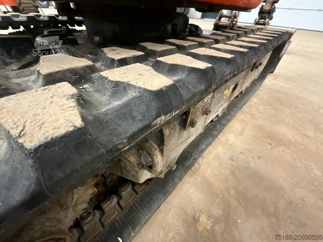 حفارة صغيرة Kubota U 17-3 A