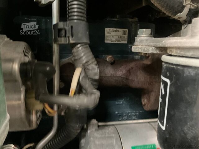 حفارة صغيرة Kubota U 17-3 A