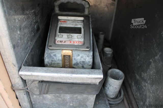 Remorque-citerne semi-remorque WILLIG Diesel/Benzin SELBSTAUSLÄUFER Nr.: 025