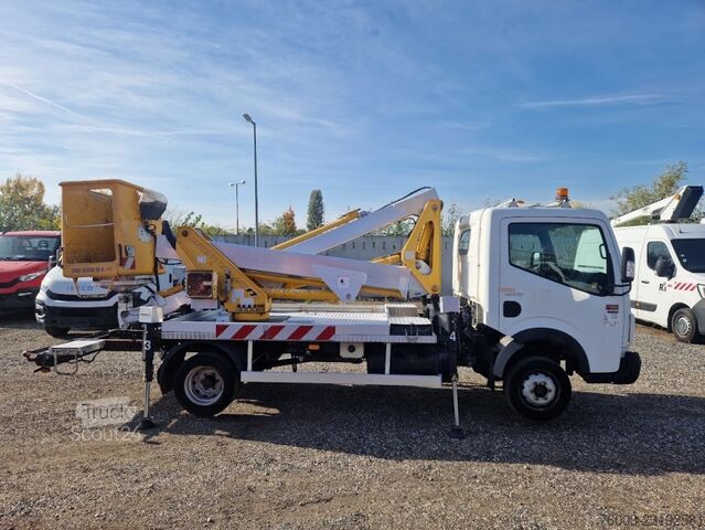  Renault Maxity Multitel MX170 - 17 m