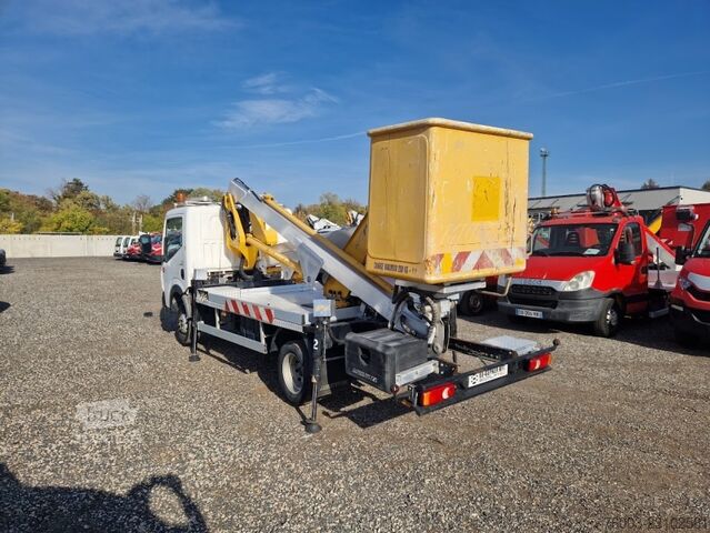  Renault Maxity Multitel MX170 - 17 m