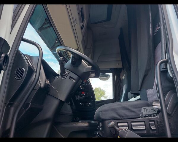 Standarta vilcējs IVECO S-Way AS 440.180 - S-Way AS 440.180 4x2 C13 S51T/FP hi-tronix