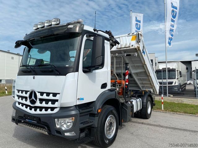 Żuraw samochodowy MERCEDES-BENZ 1835 Kipper/Meiller/Atlas 135/Funk/74 tkm/Top